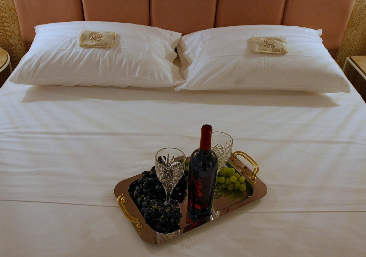 Katrine Boutique Apartments カヴァラ エクステリア 写真